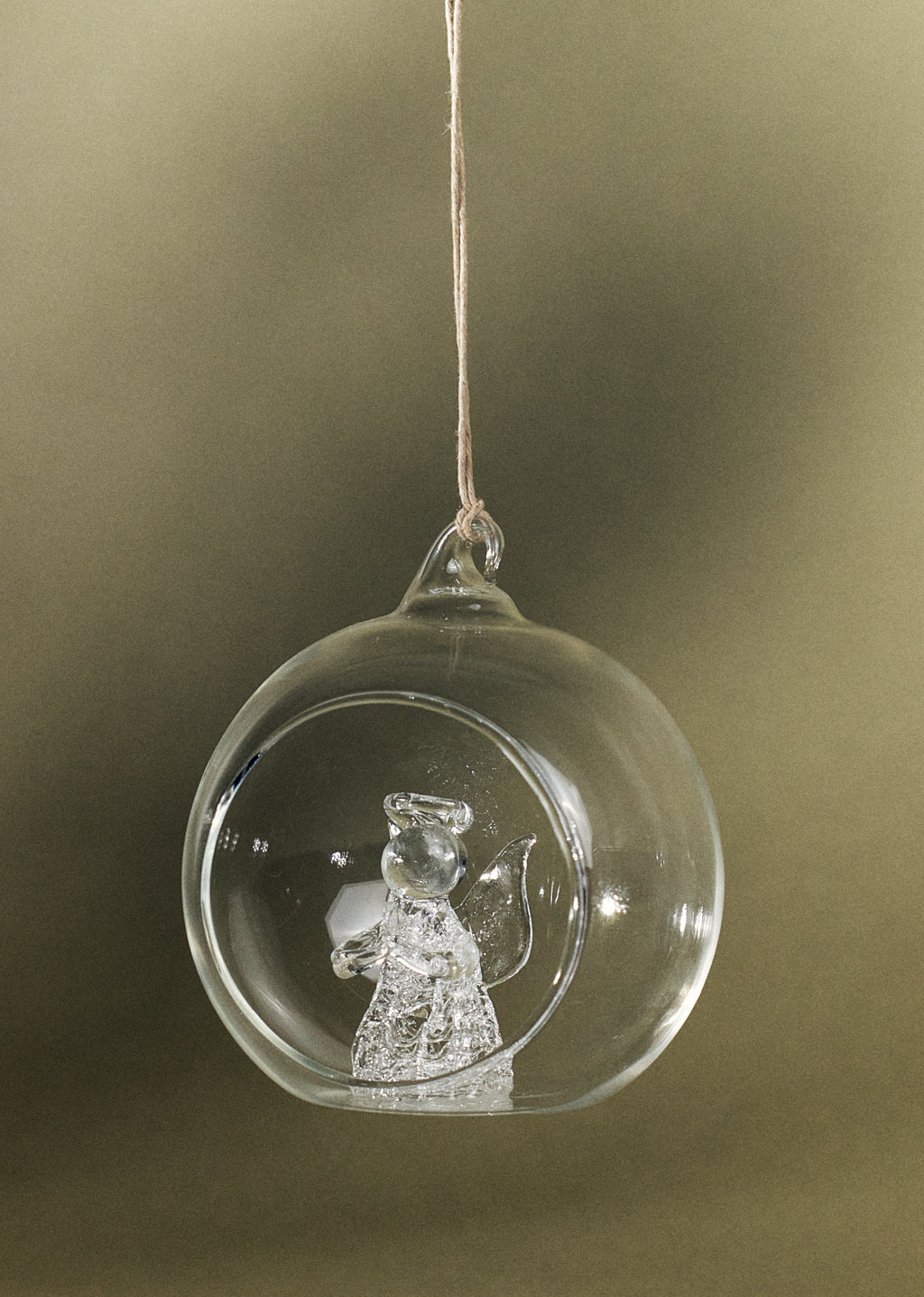 Décoration d'arbre en verre avec un ange