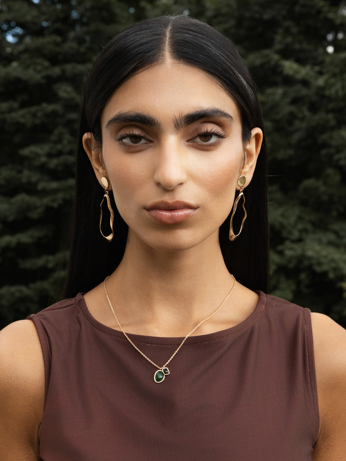 Irregular oval earrings