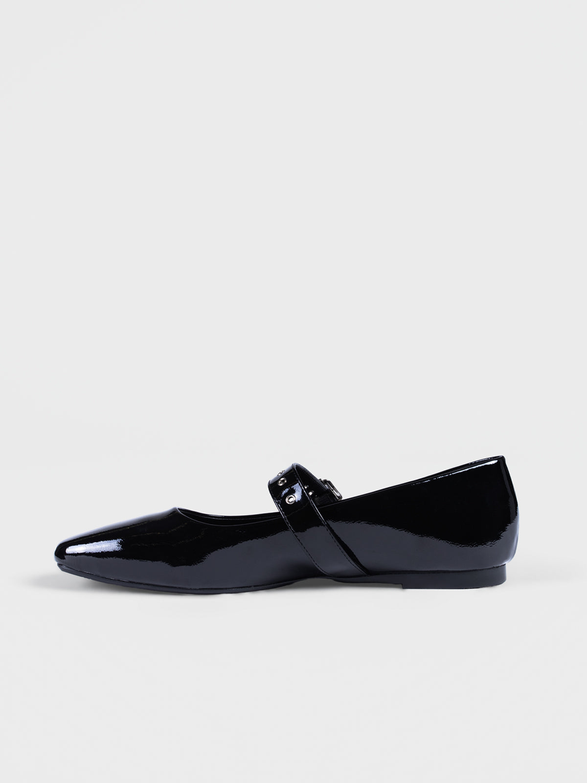 Ballerina with strap