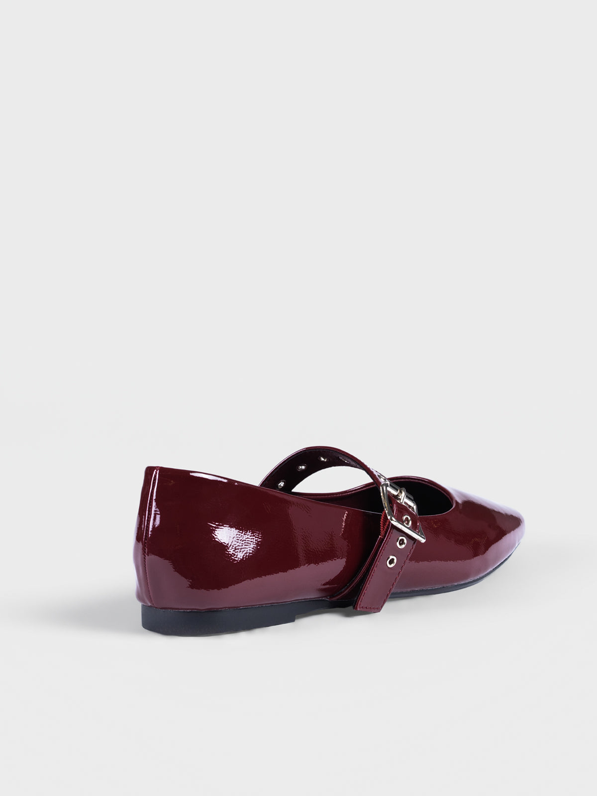 Ballerina with strap