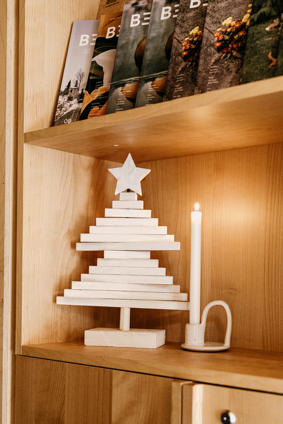 Arbre de bois blanc étoilé - moyen