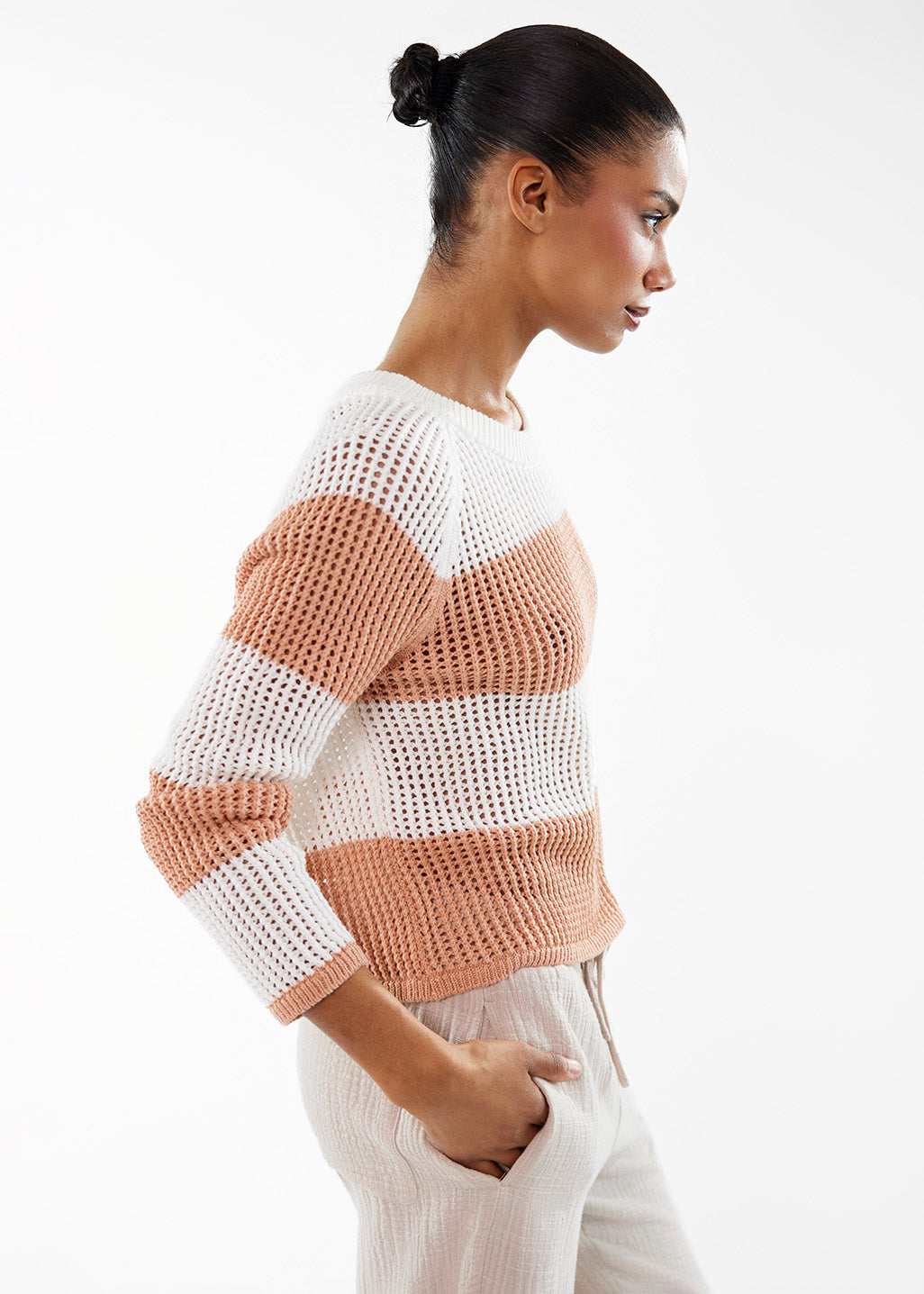 Color block stripe pullover