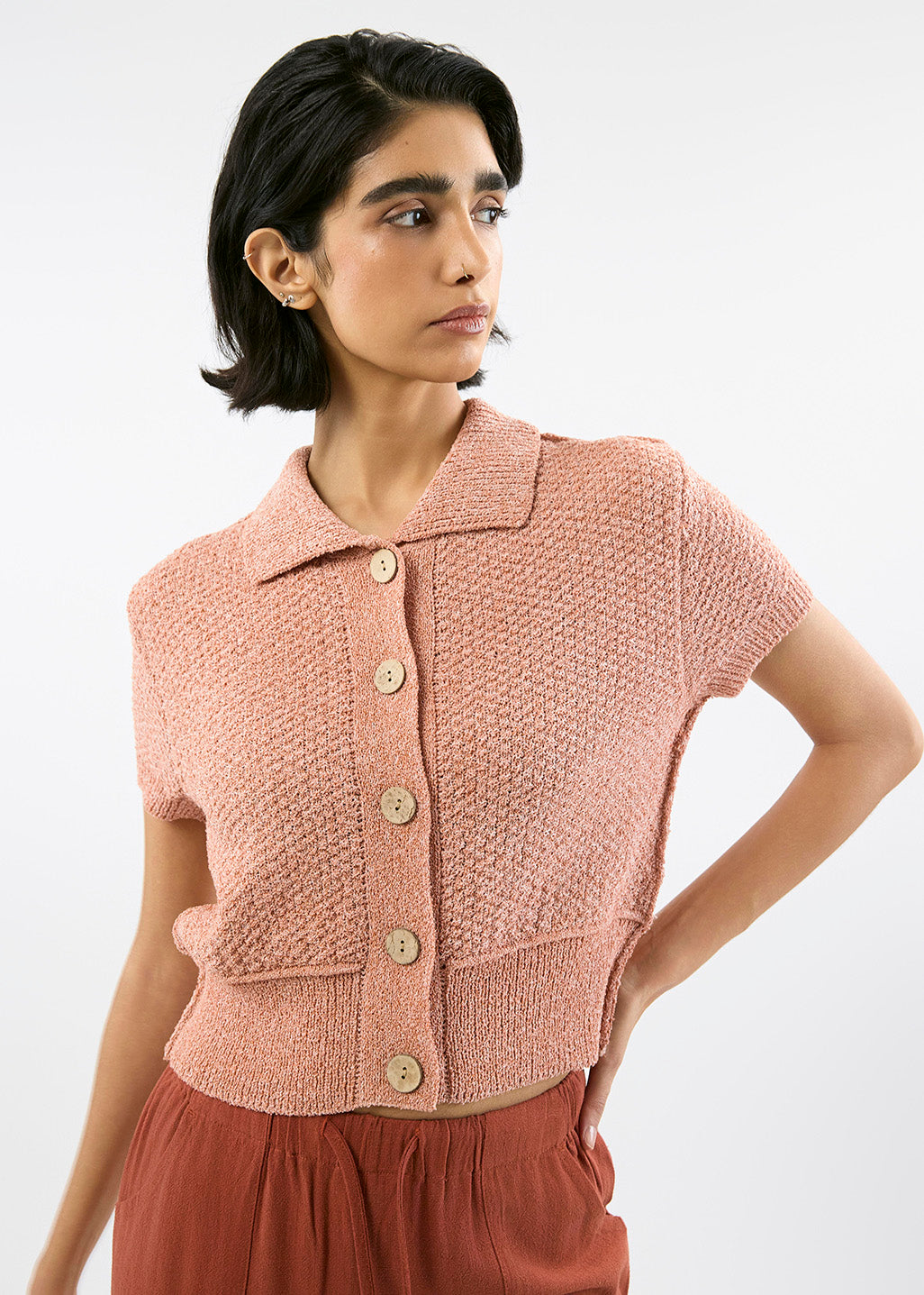 Cardigan manches courtes en maille perlée