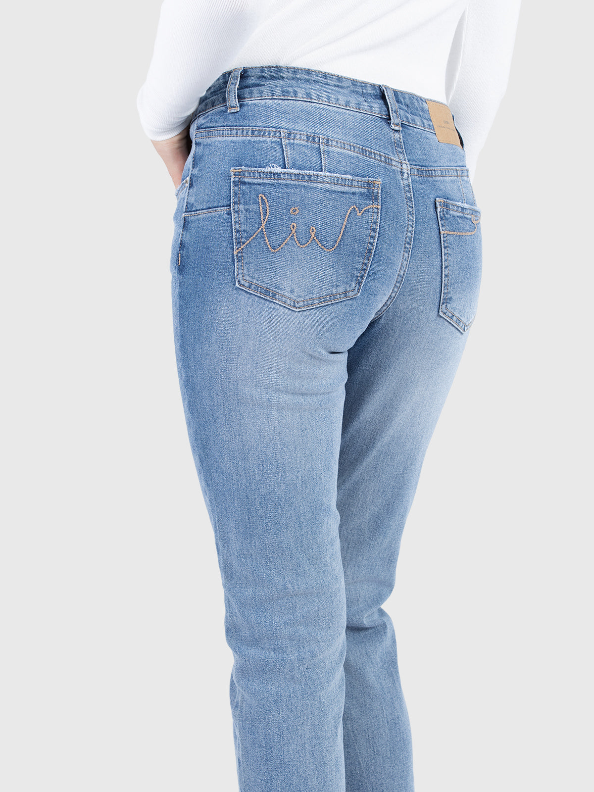 Straight ankle denim pant