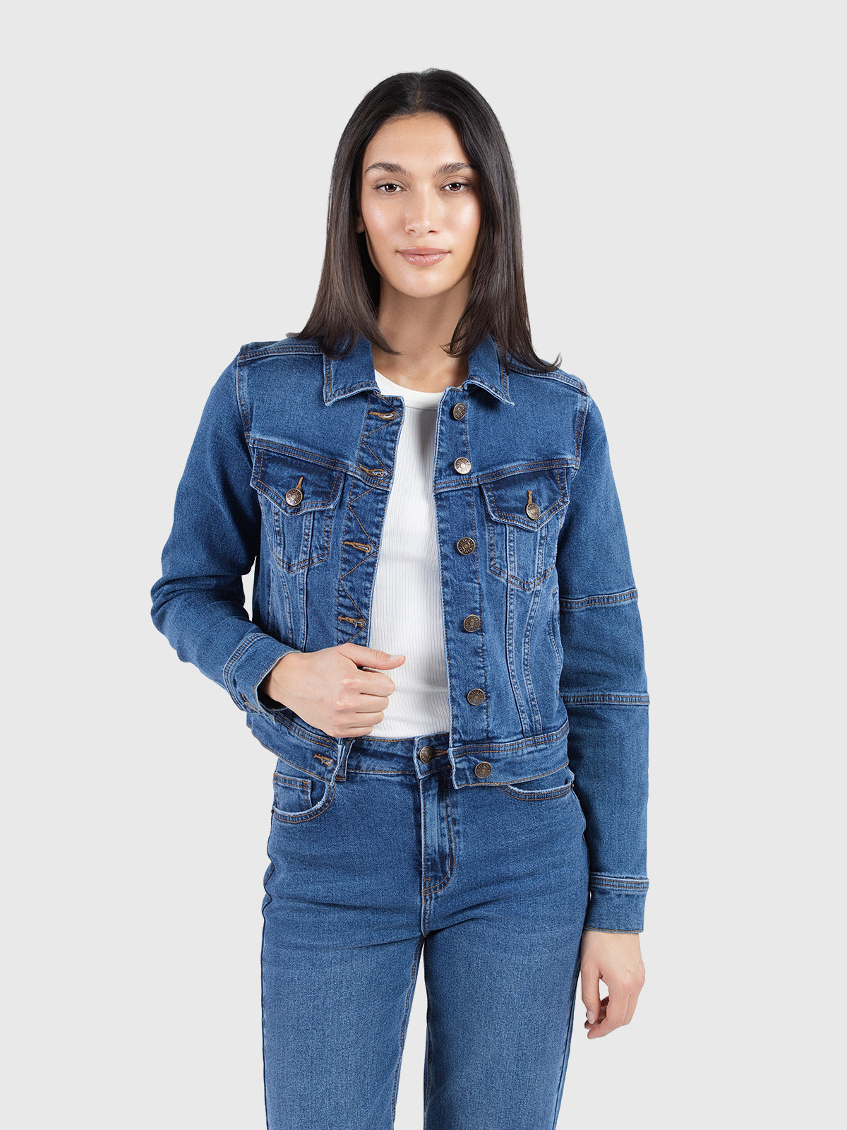 Crop denim jacket