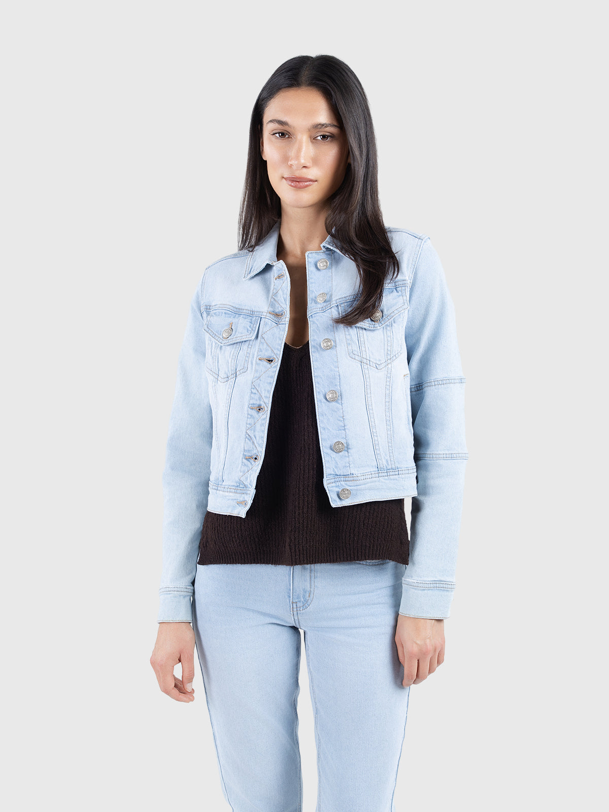 Crop denim jacket