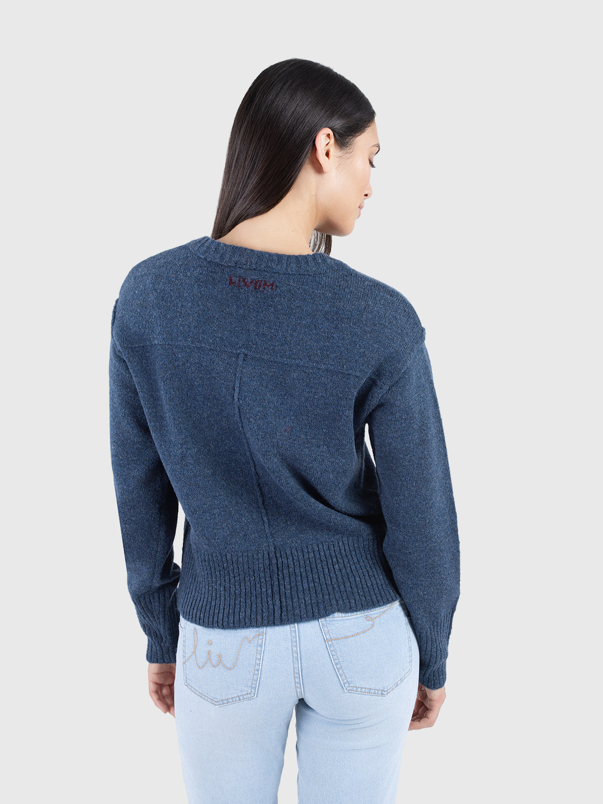 Basique col en V en fil recyclé