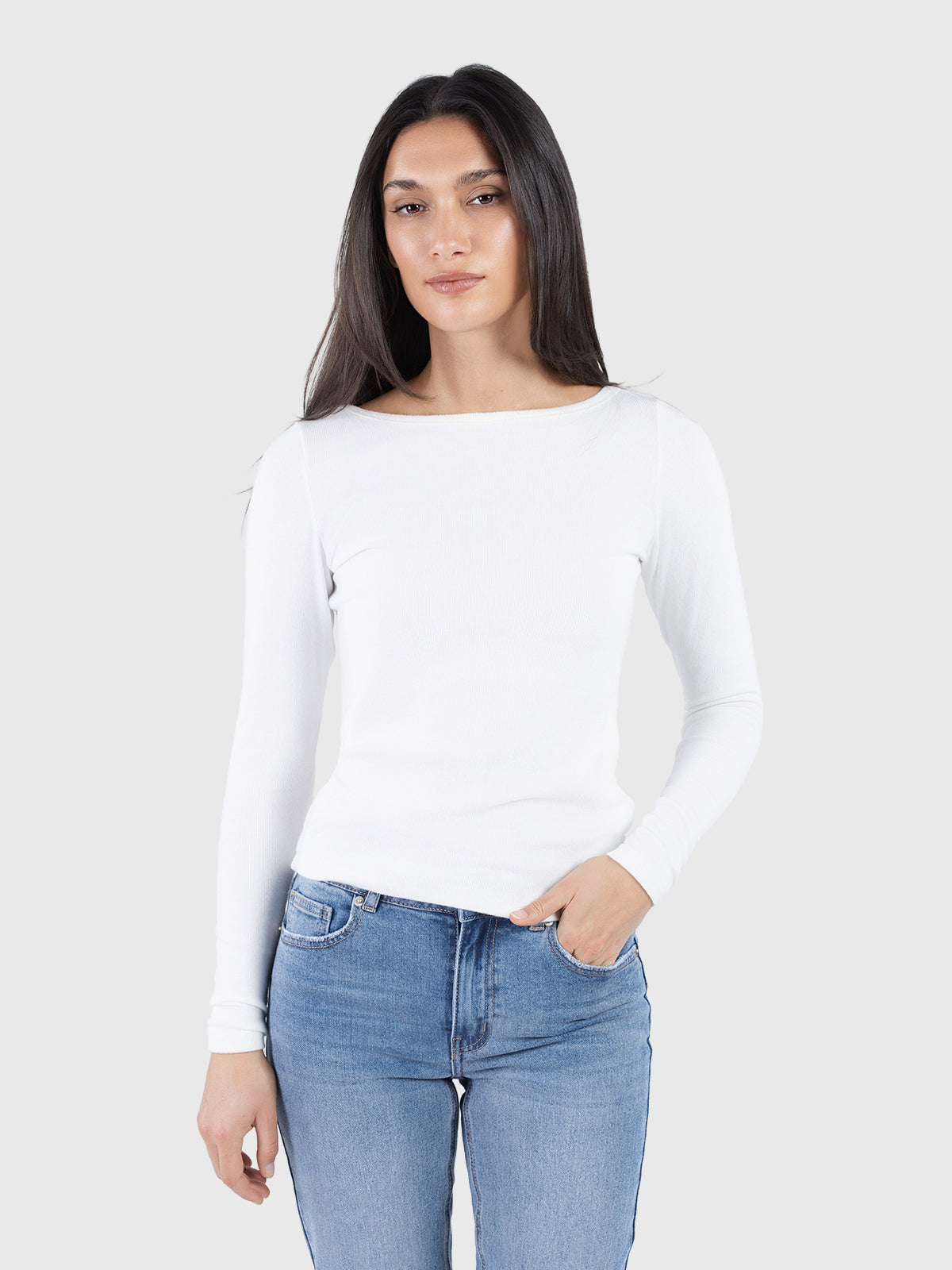 Soft basic boat neck t-shirt