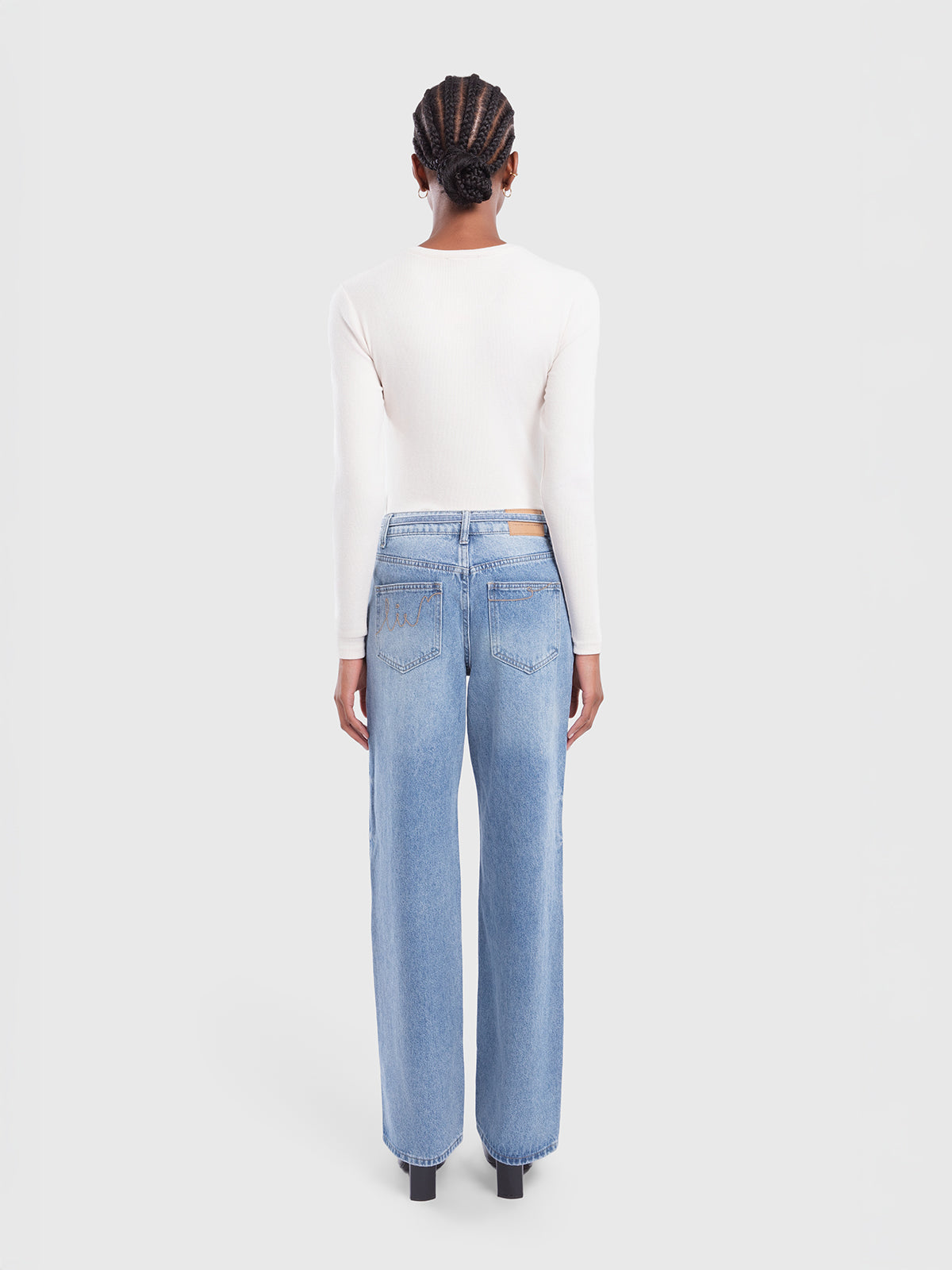 Wide-leg jean