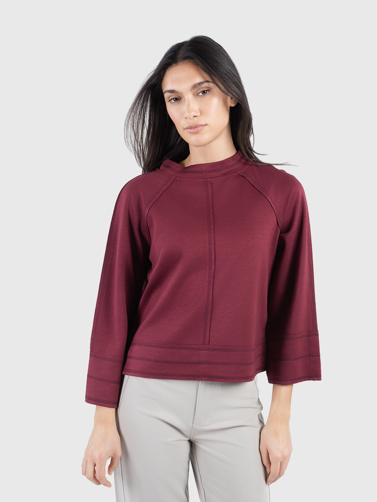 Raglan top with contrast seams