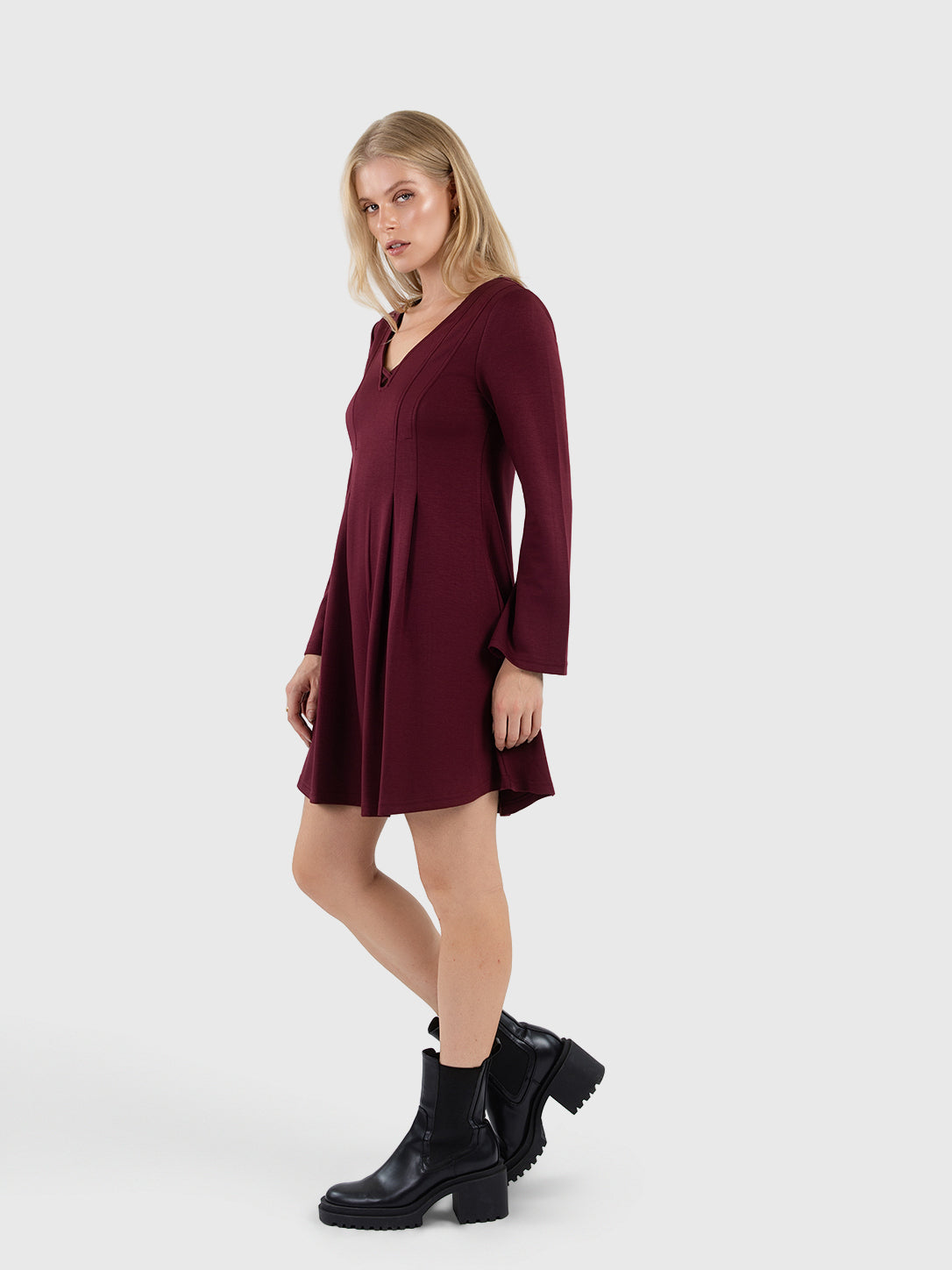 698765210149-4.jpg