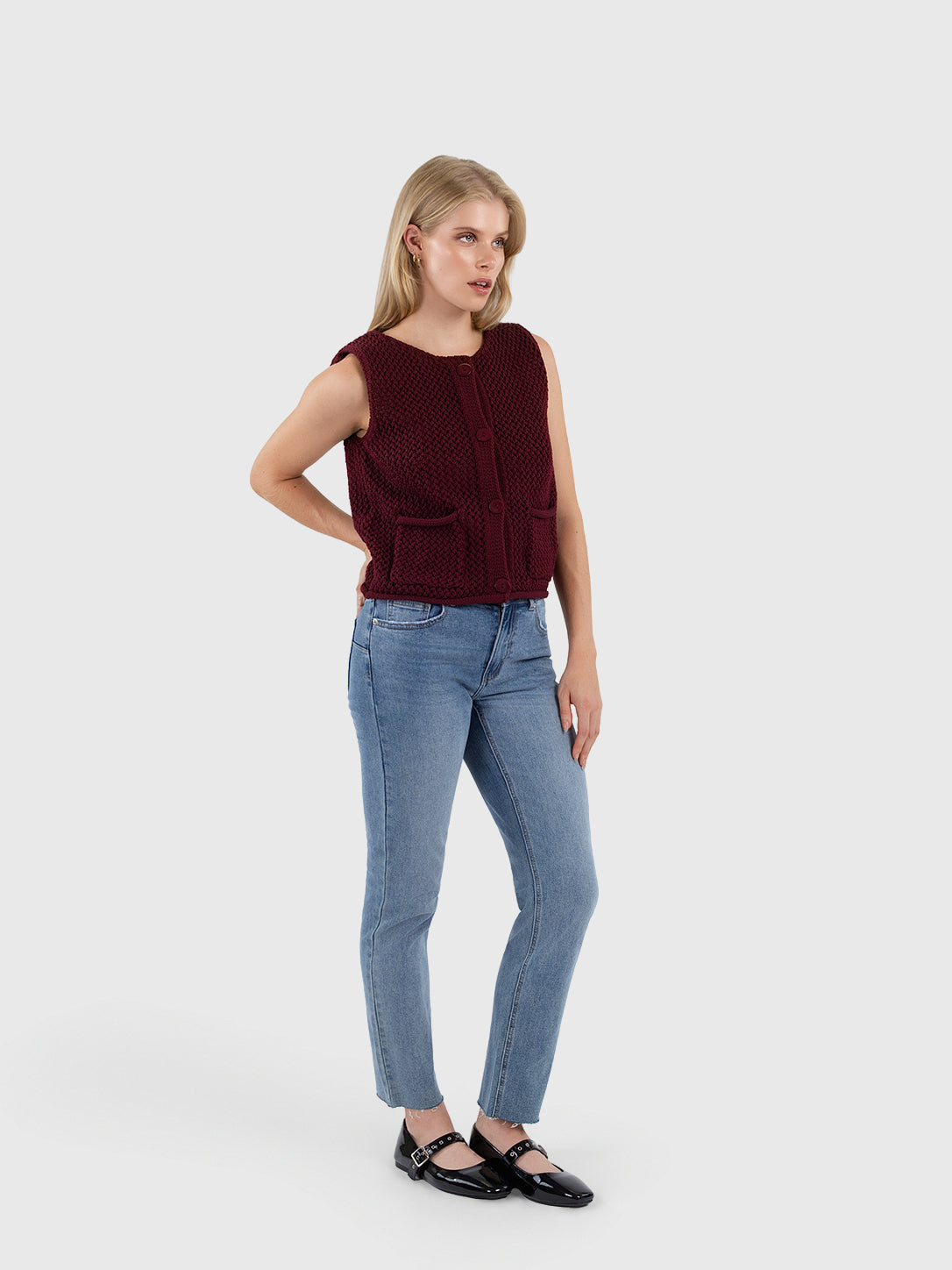 698765214635-4.jpg