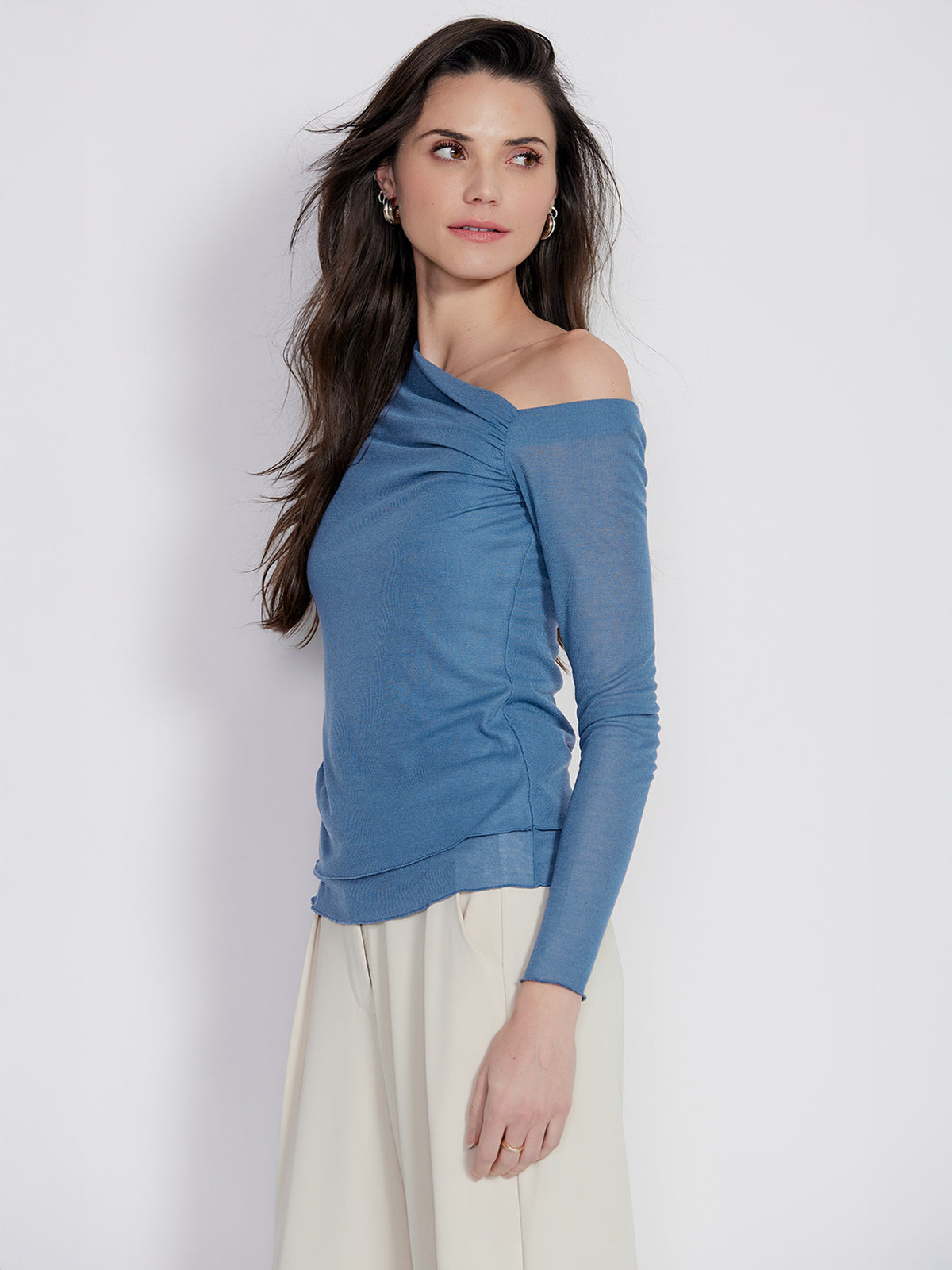 Haut épaules dénudées