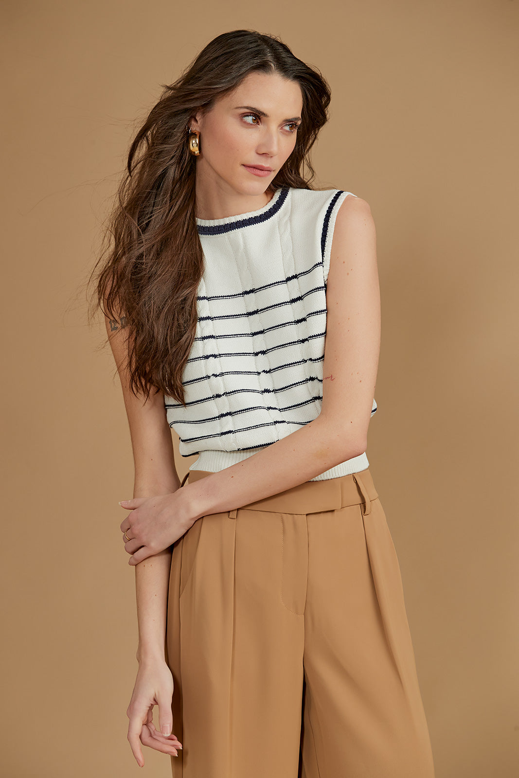 Sleeveless  Sweater