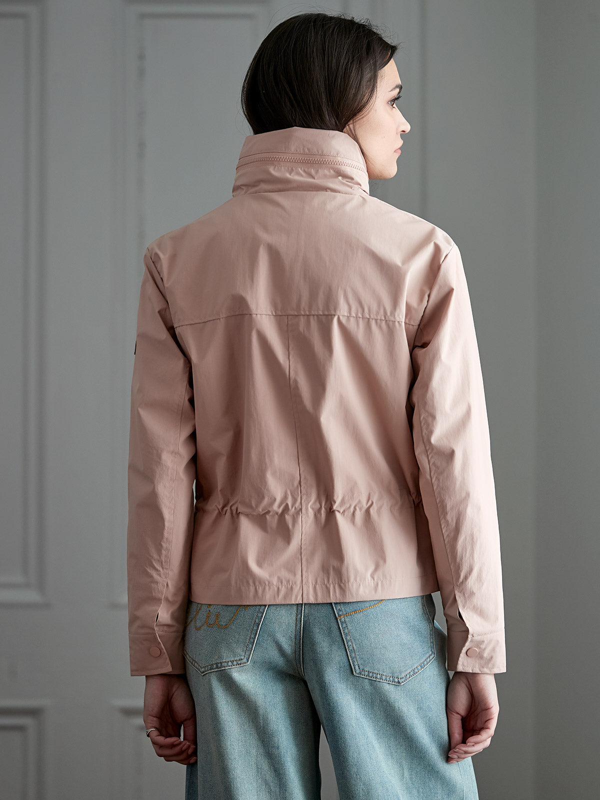 Utility Wind Breaker