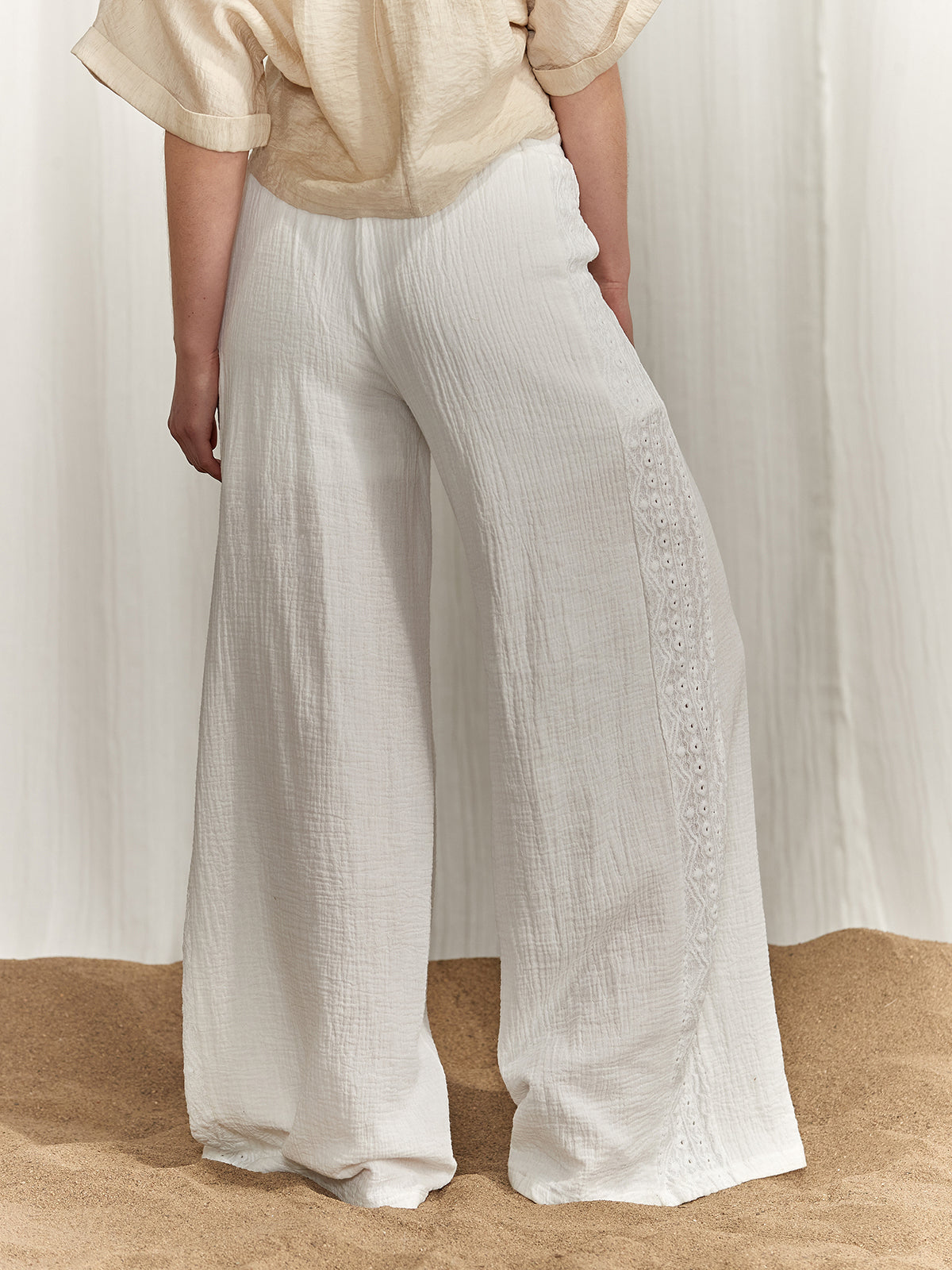 Side panel pants