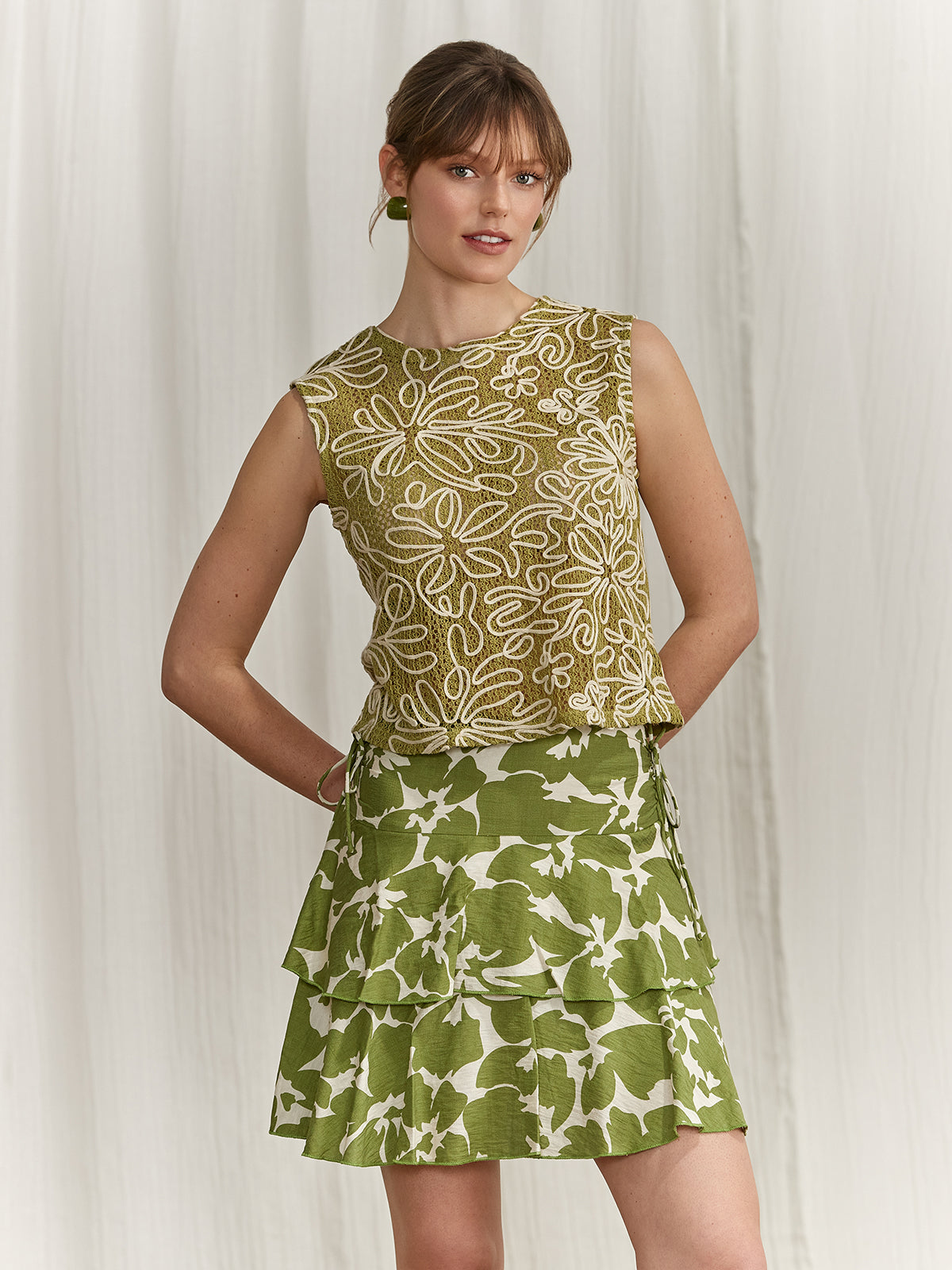 2-in-1 top