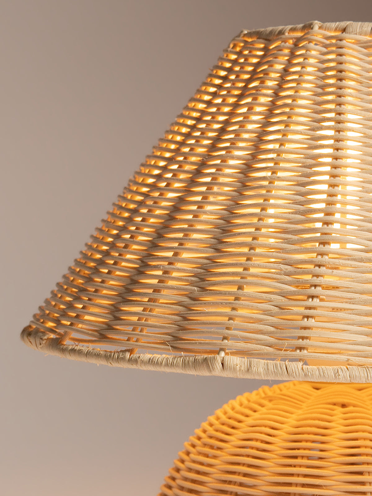 Rattan Table Lamp