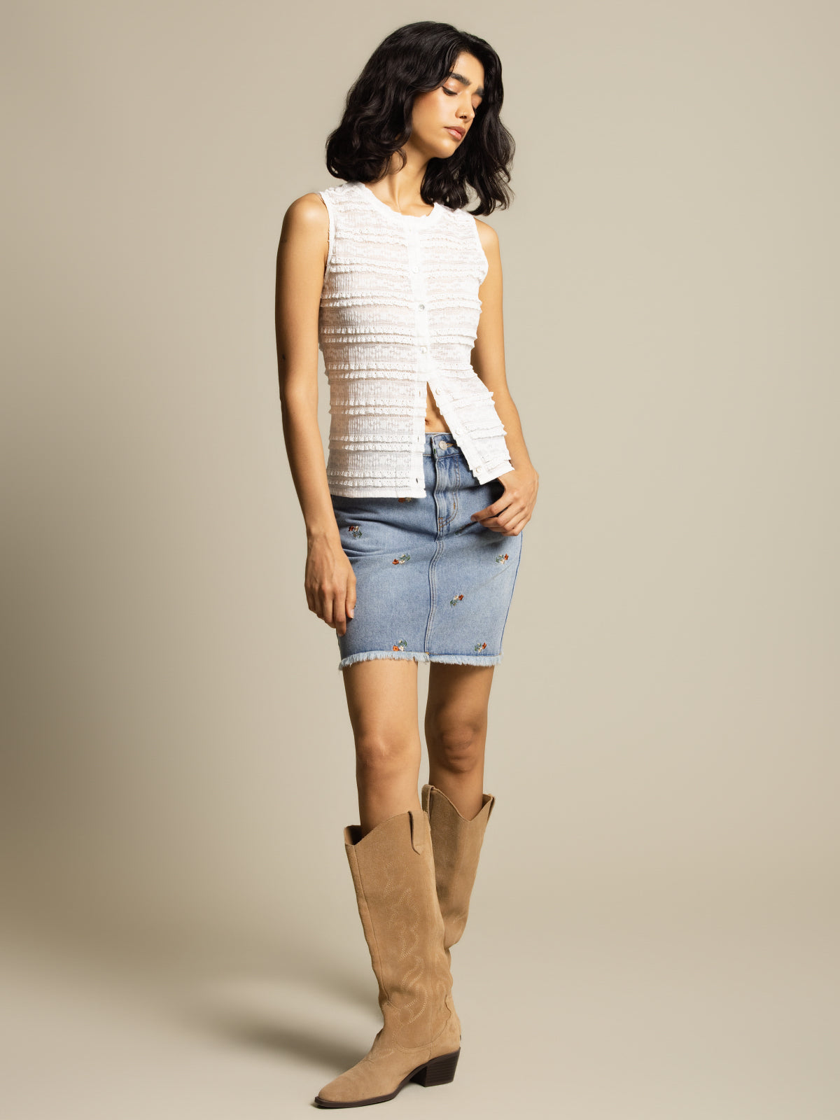 Button-up lace tank top