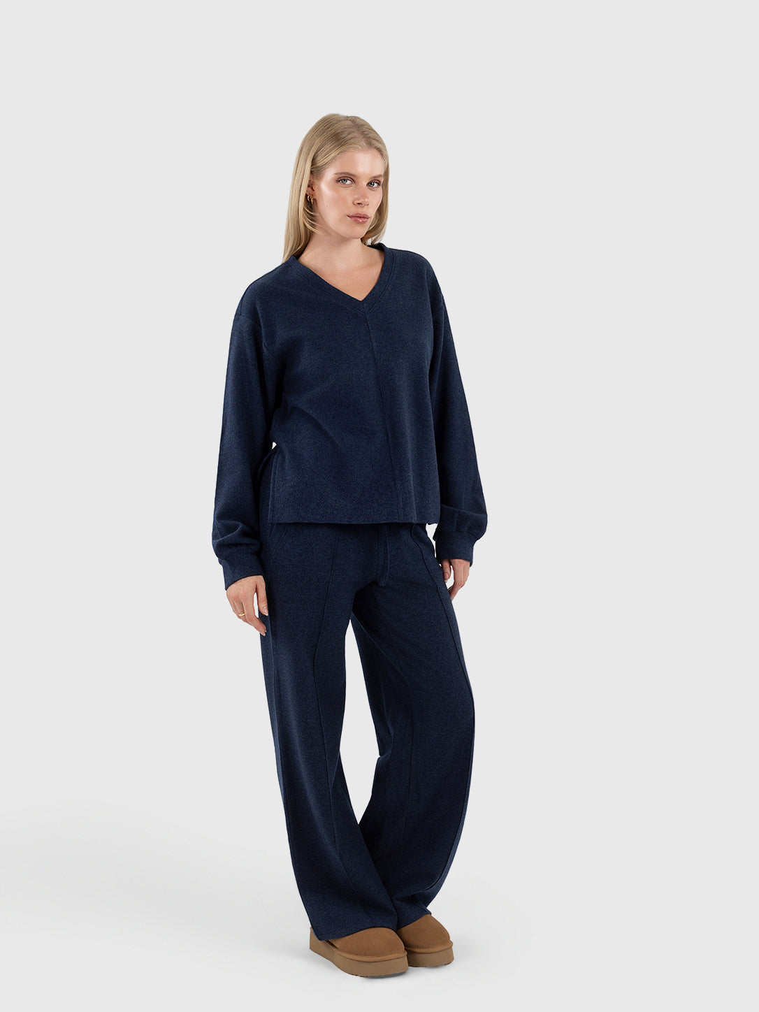 V neck velvety top