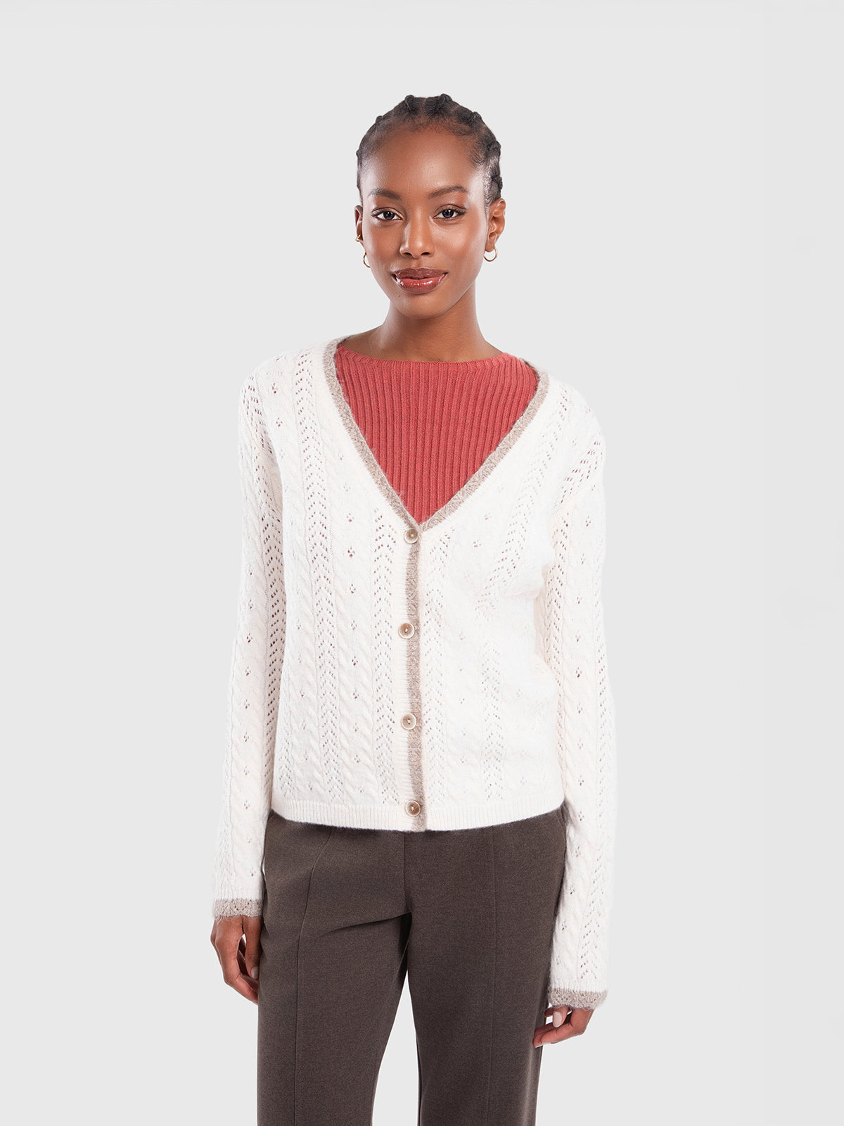 Cardigan torsadé à bordures contrastées