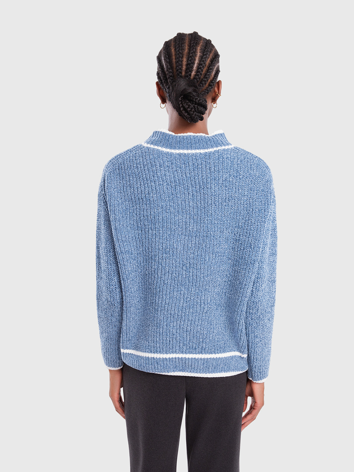 Pull en chenille à bordures contrastées