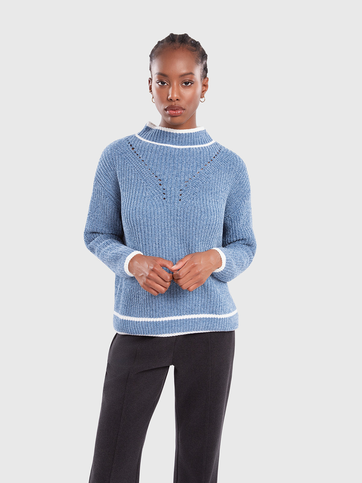 Pull en chenille à bordures contrastées