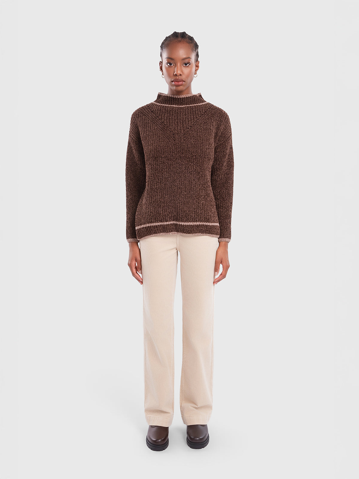 Pull en chenille à bordures contrastées