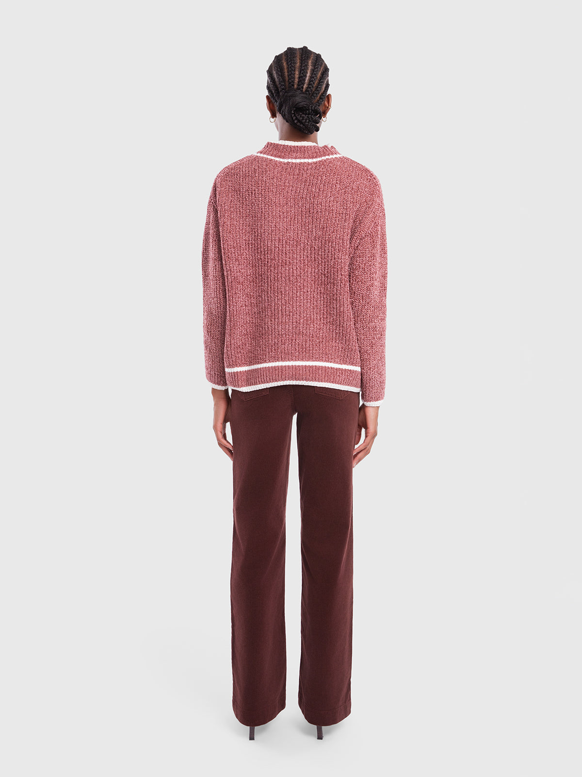 Pull en chenille à bordures contrastées