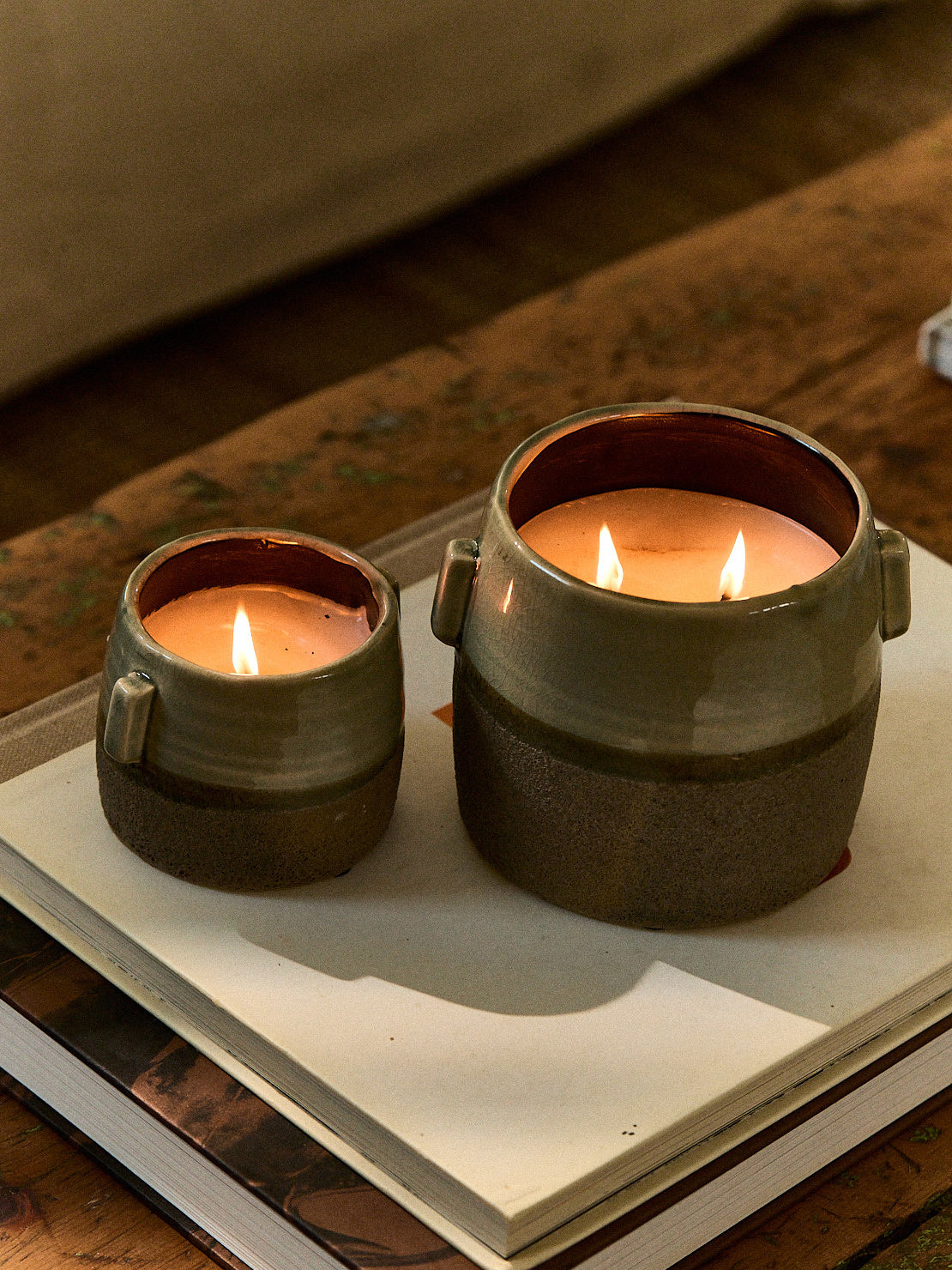 Ceramic 2 wick candle - Eucalyptus and rosemary