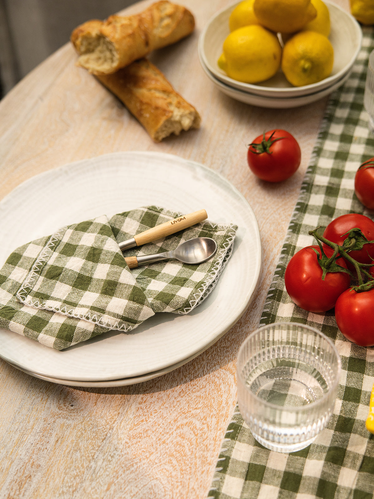 Serviette de table à carreaux verts