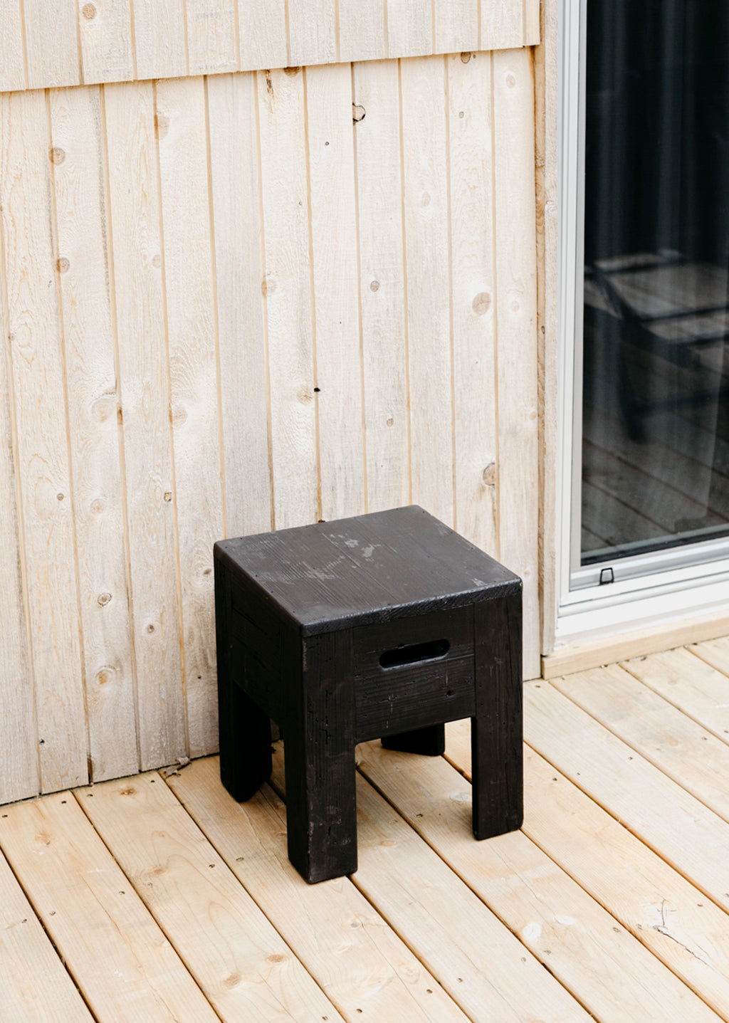Petit banc en bois