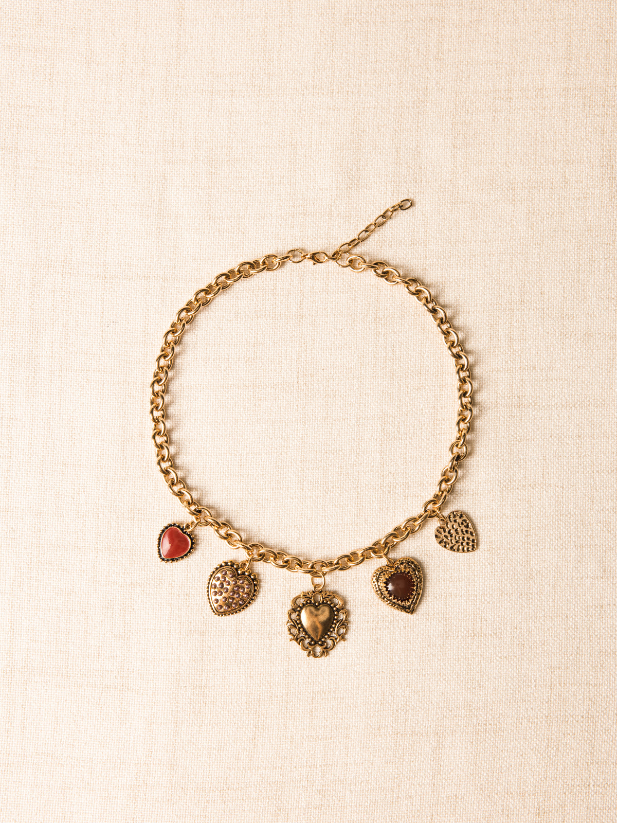 Collier breloques cœurs