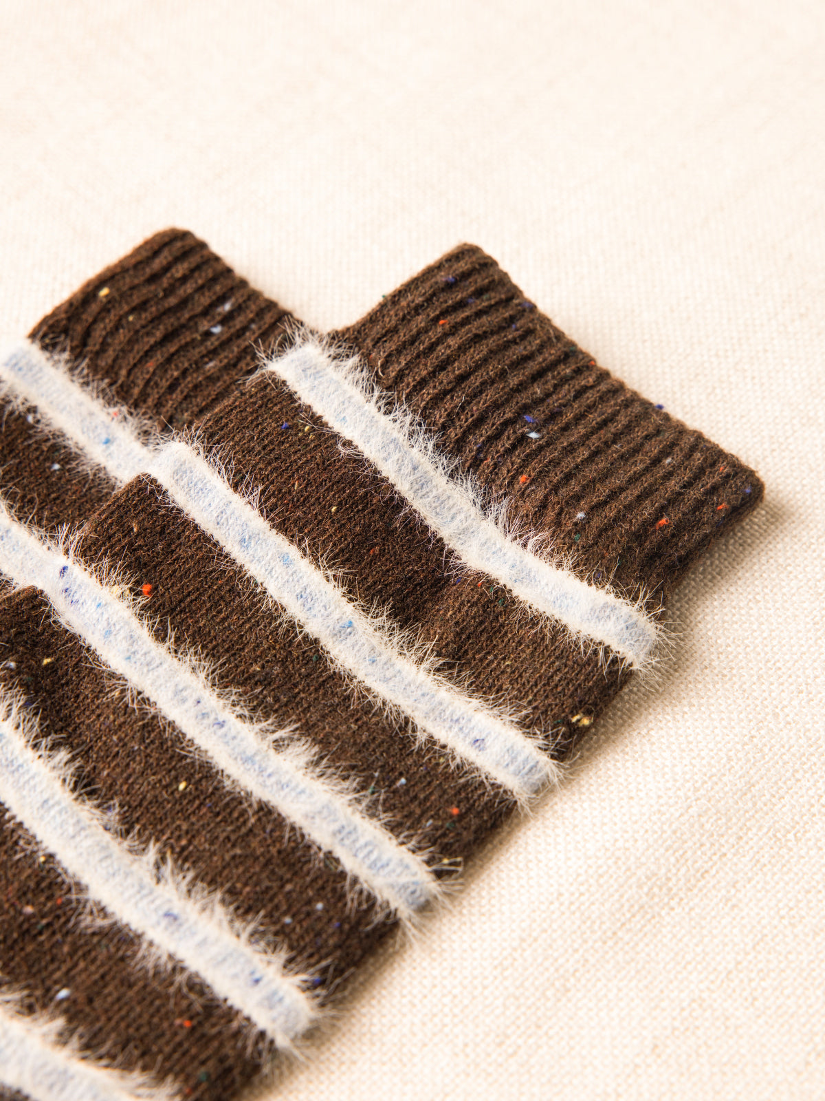 Chaussettes à rayures duveteuses