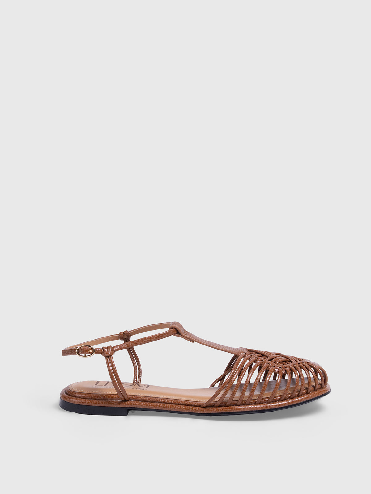 Sandales tressées devant