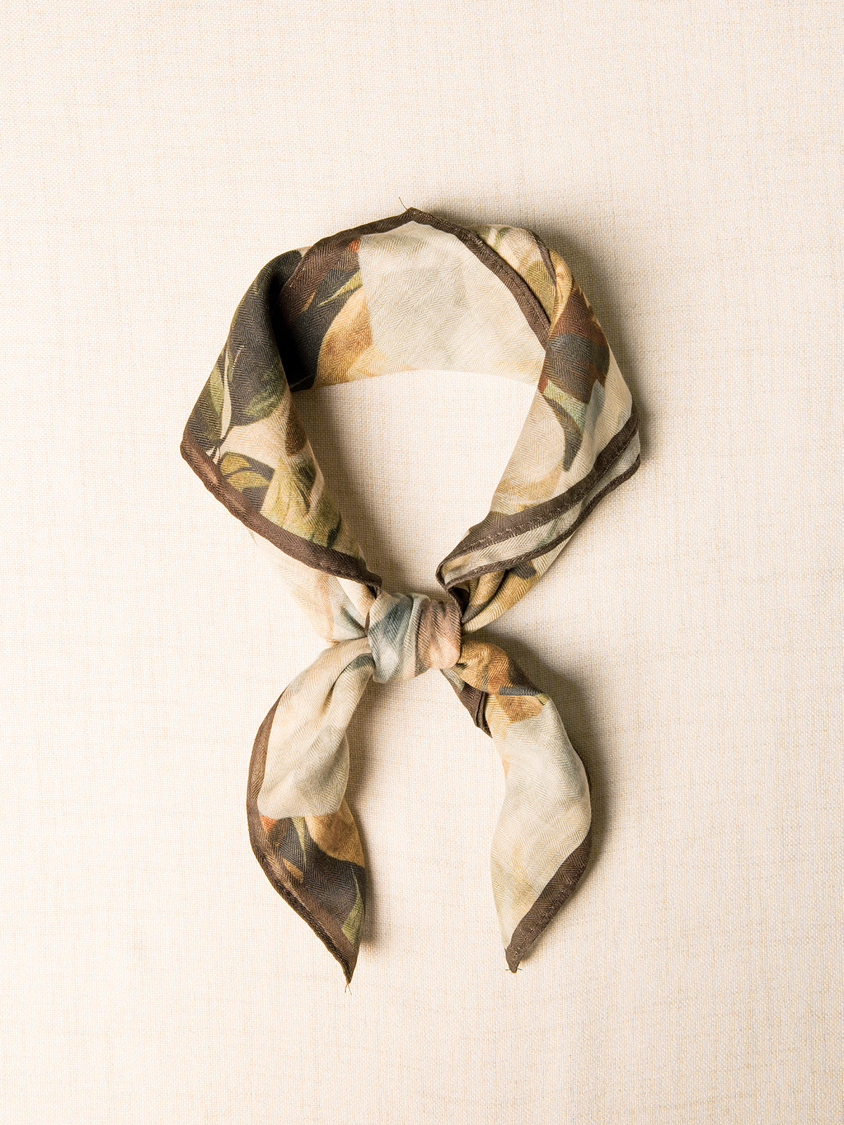 Foulard carré léger