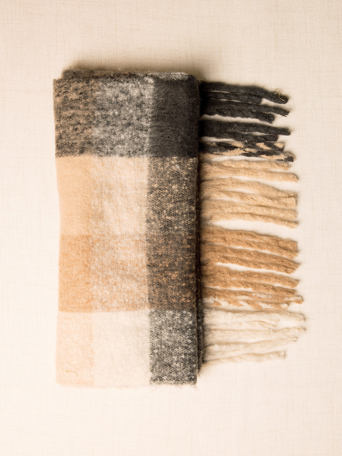 Foulard à carreaux