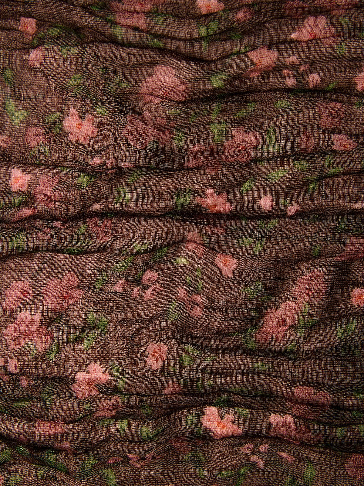Foulard léger floral froissé