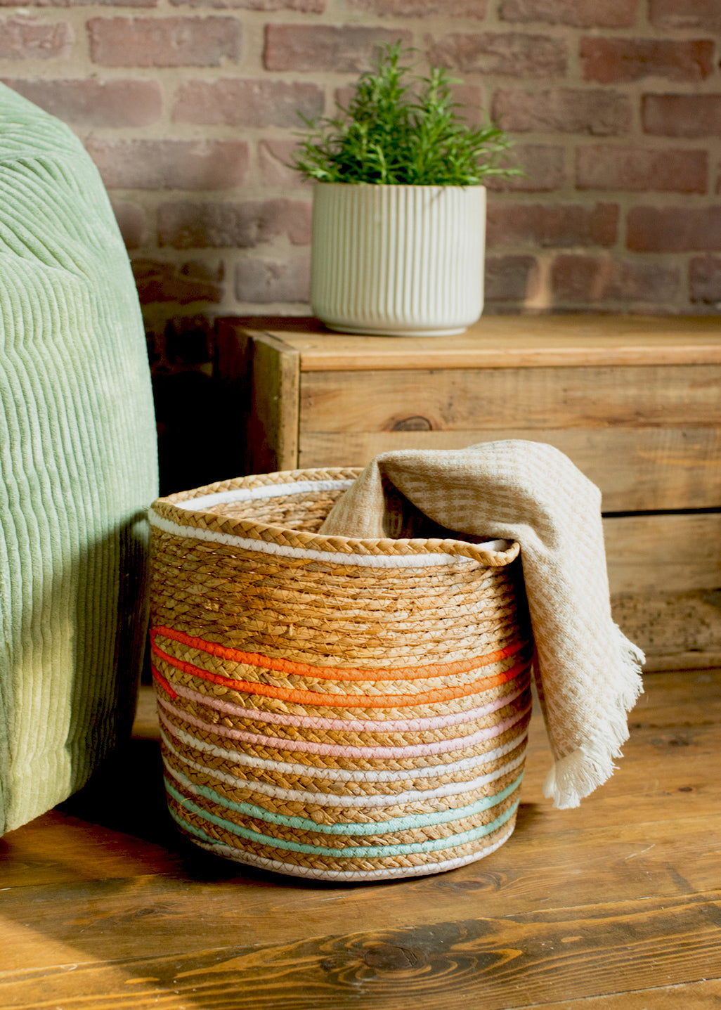 Basket with stripes
