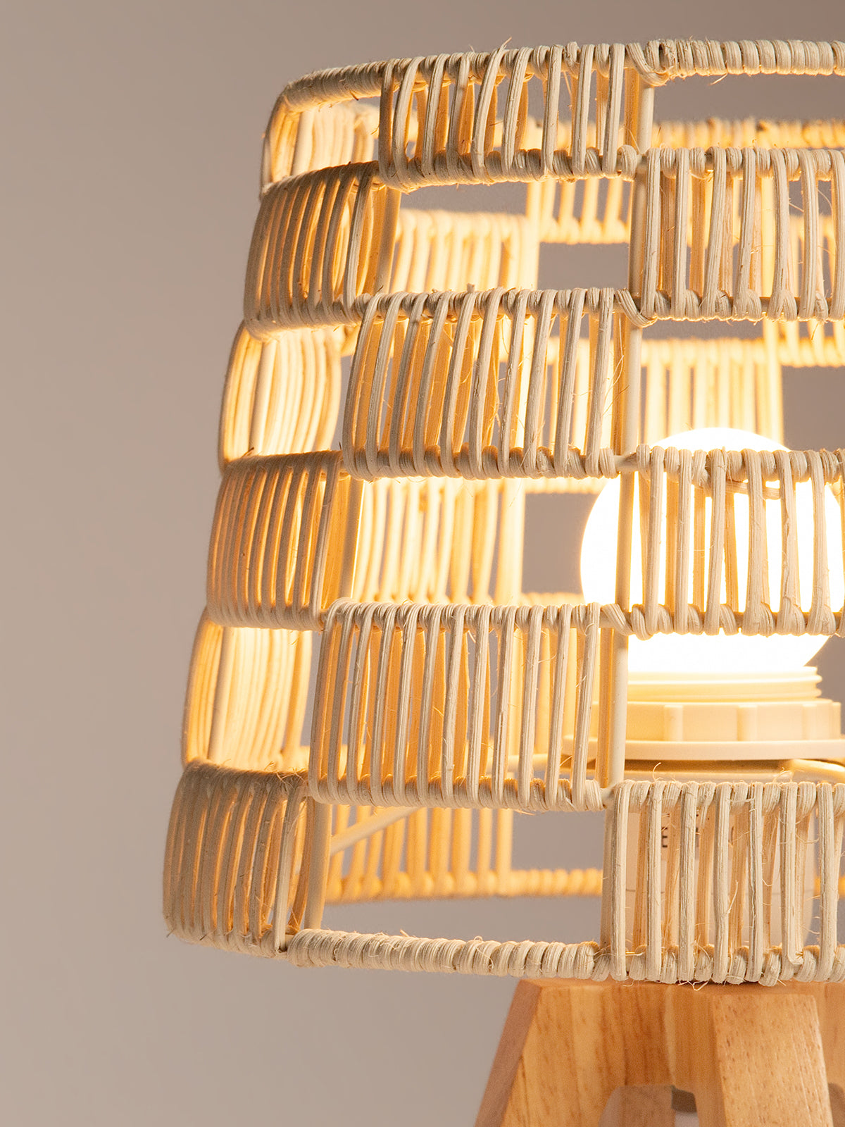 Tripod Rattan Table Lamp