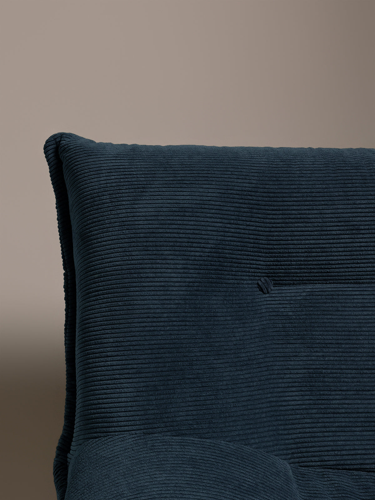 Cushioned accent chair