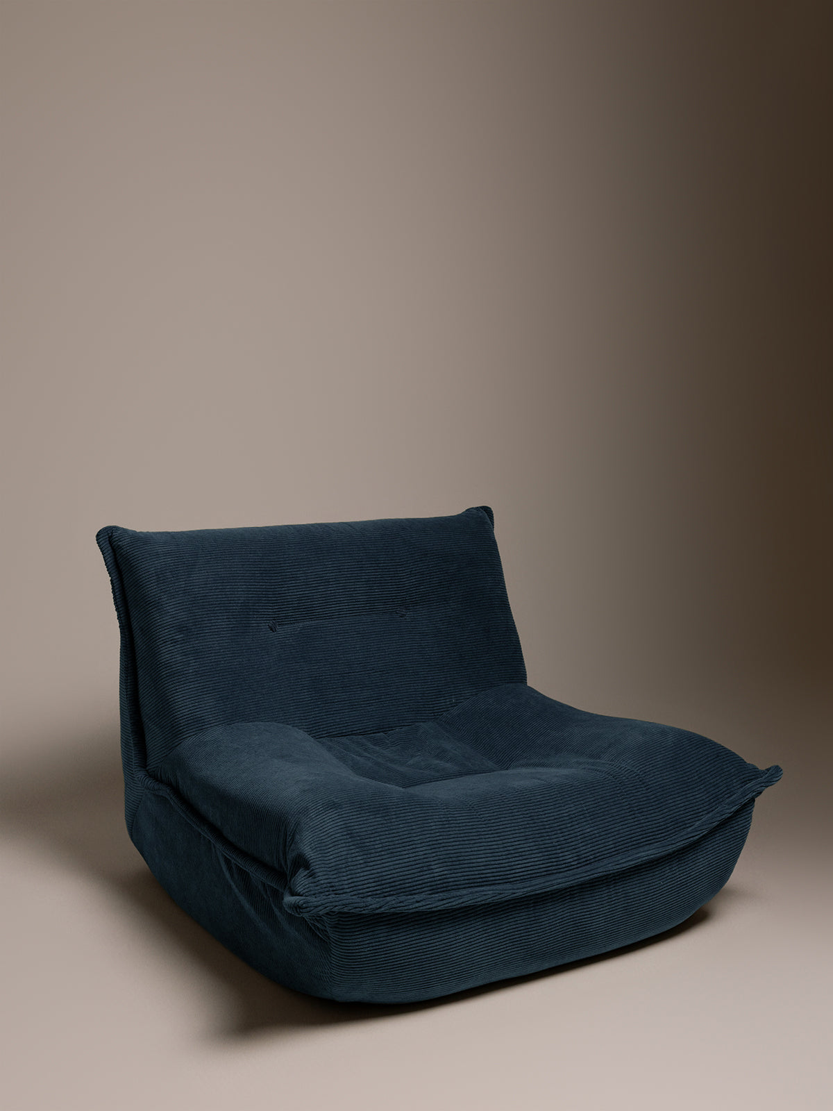 Cushioned accent chair