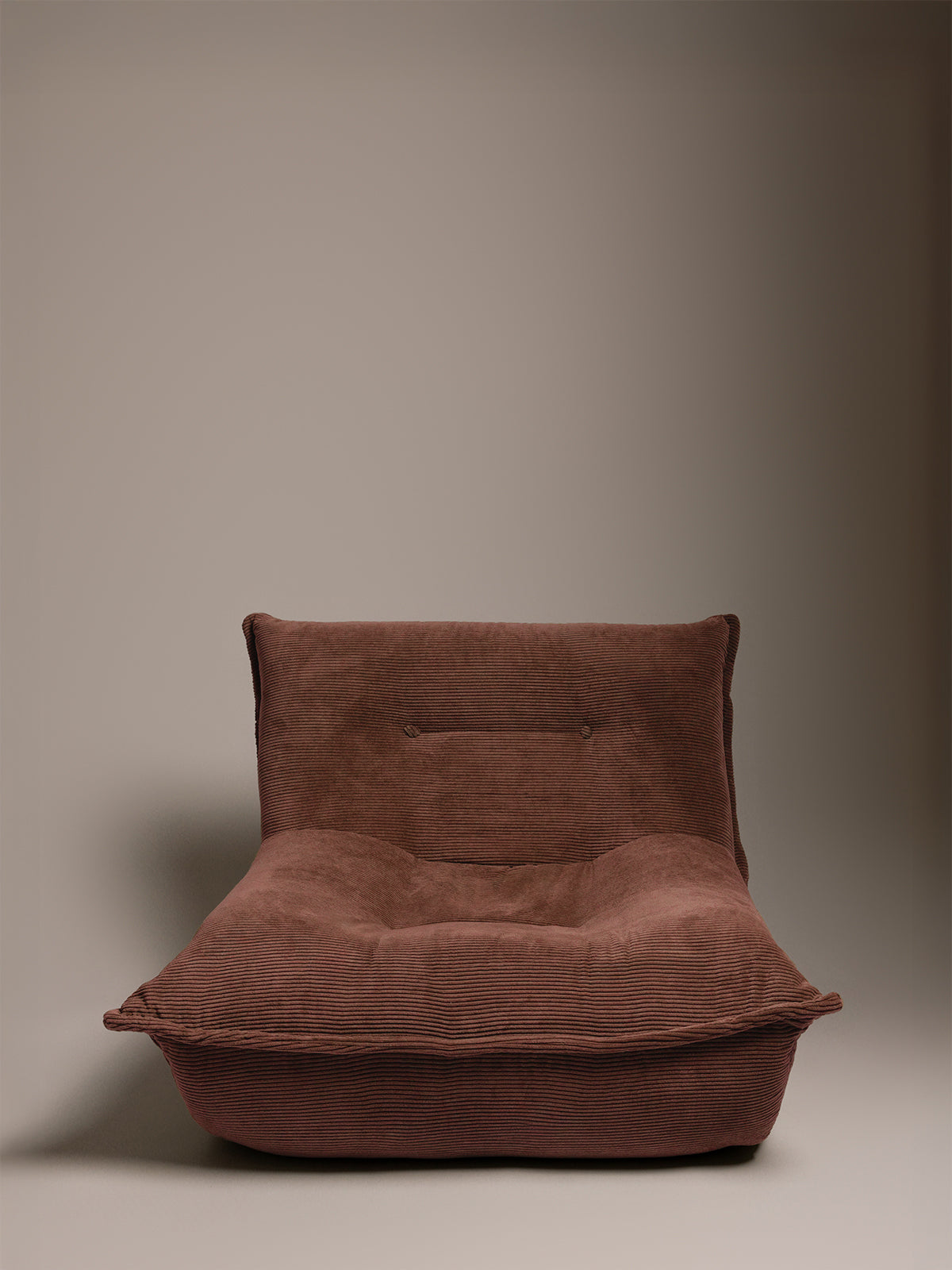 Cushioned accent chair
