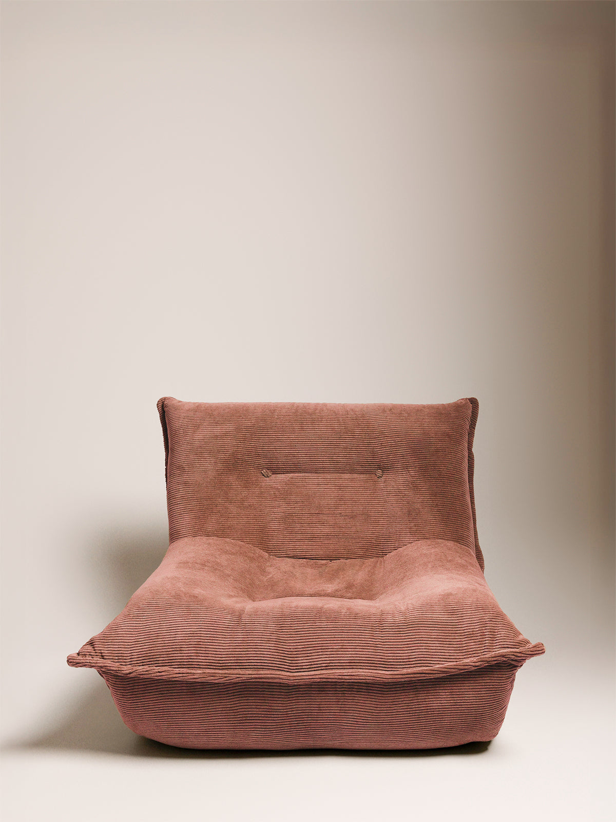 Cushioned accent chair