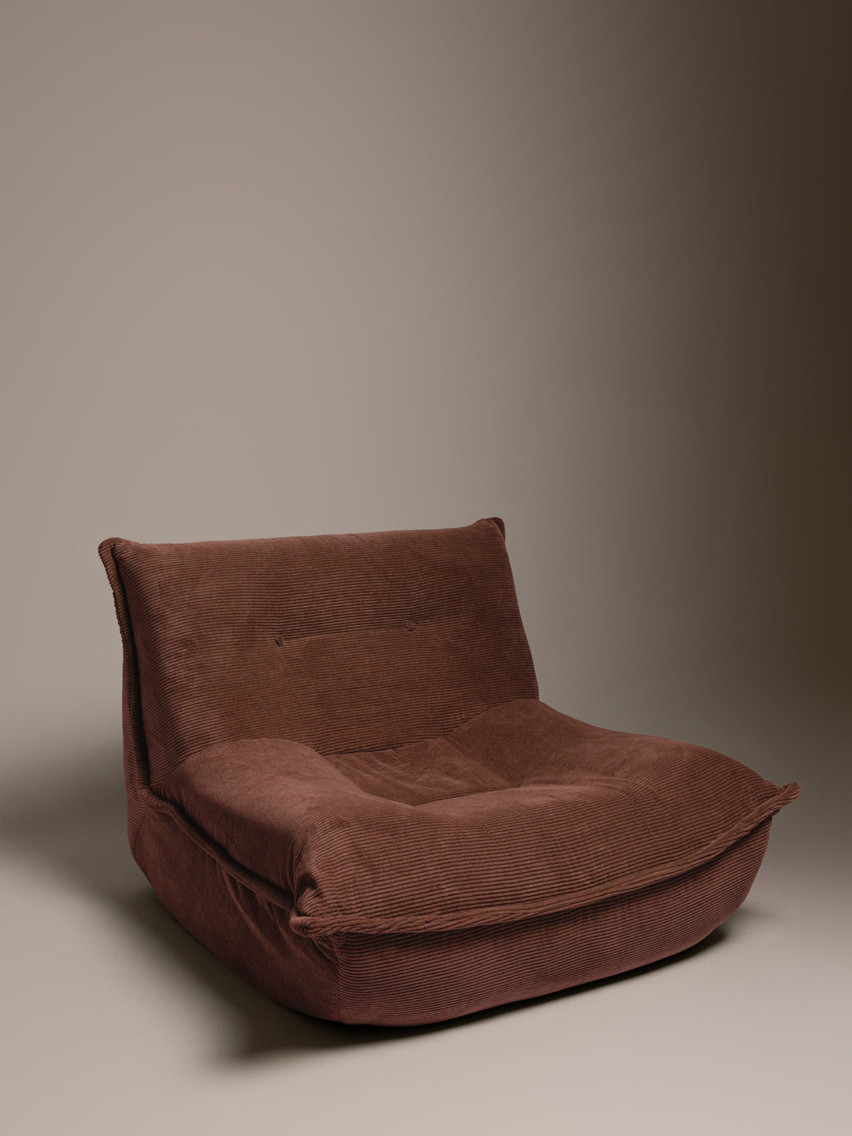 Cushioned accent chair