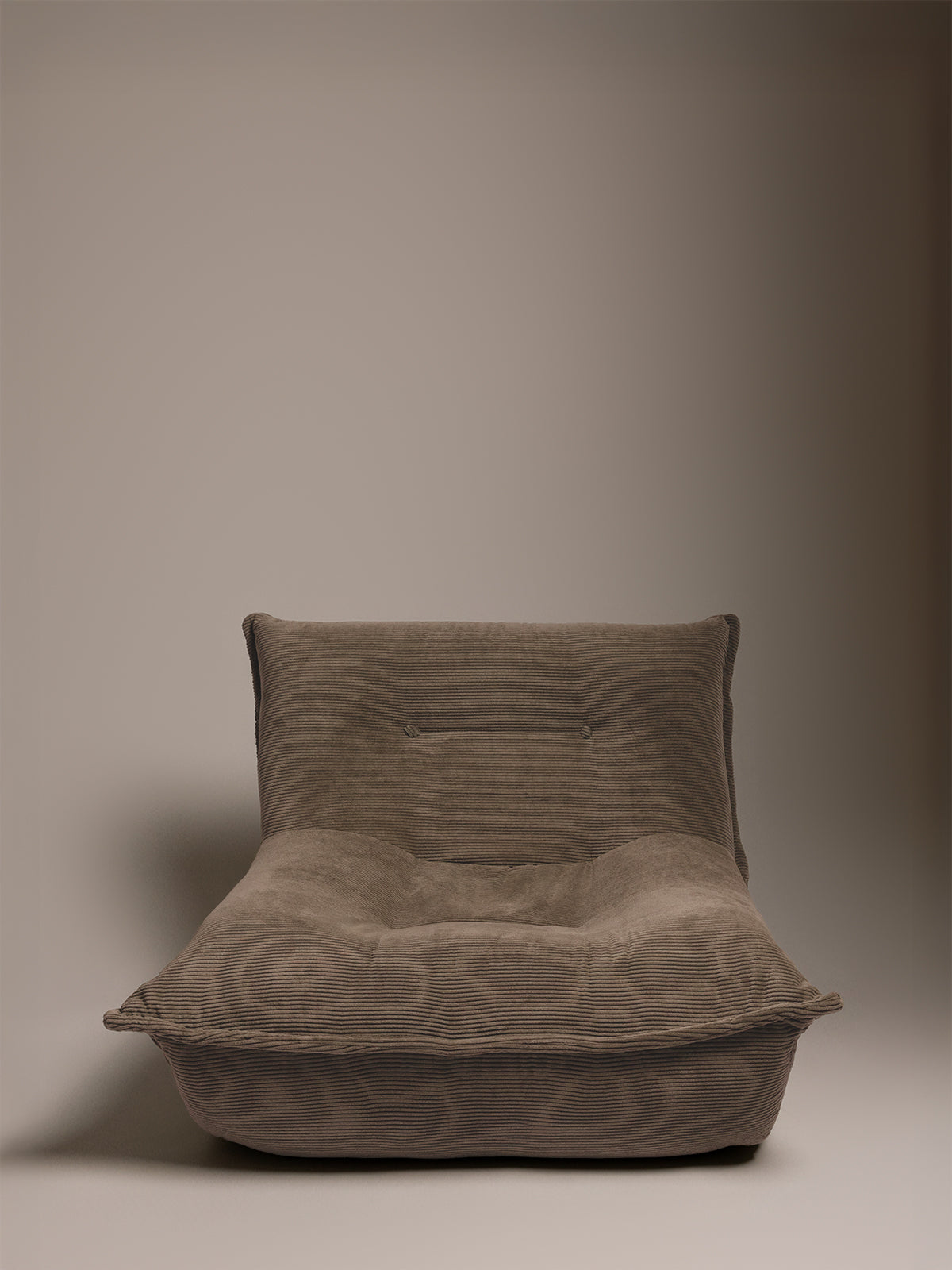 Cushioned accent chair