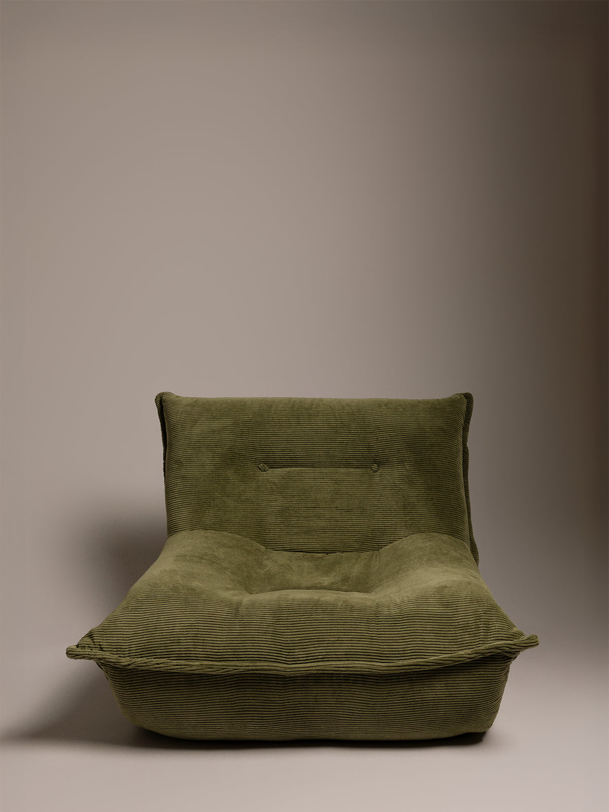 Cushioned accent chair