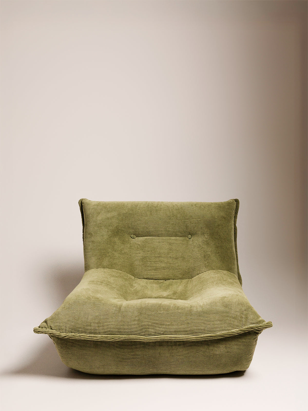 Cushioned accent chair