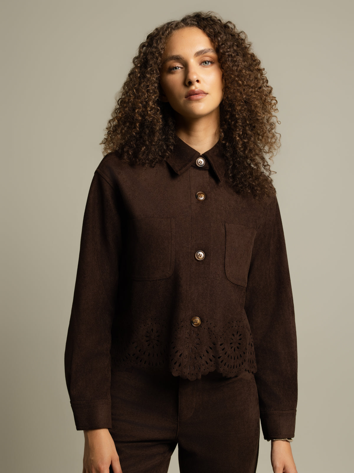 Veste suède à festons