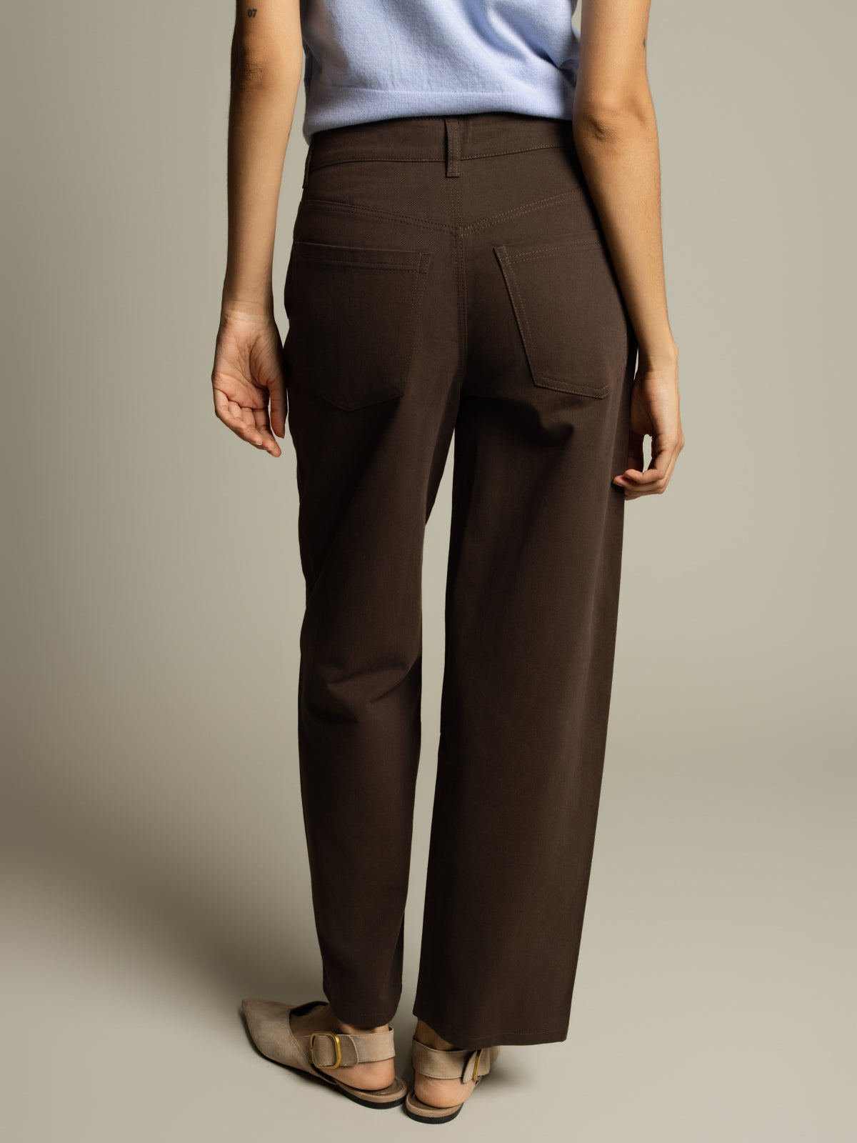 Pantalon barrel en sergé